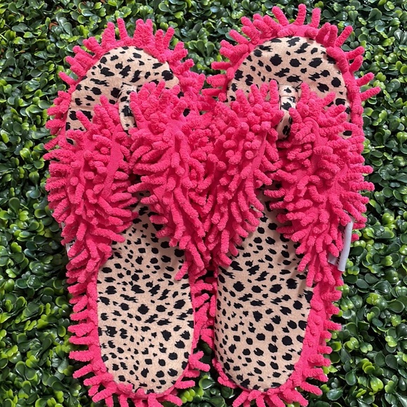 Pink Multi Animal Soft Slippers Size L/XL 7-9 - Picture 4 of 4